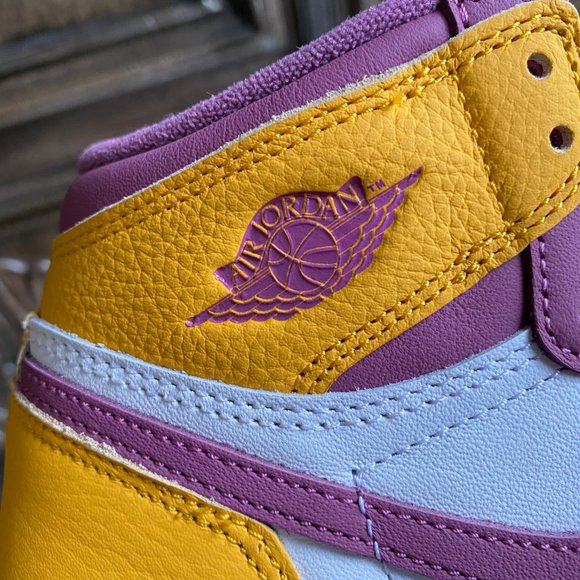 Nike Air Jordan 1 High OG "Brotherhood" (GS) - Youth 6/Women's 7.5/Men's 6 - Picture 12 of 12